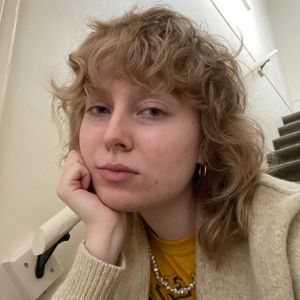 Meet your Posher, Caroline